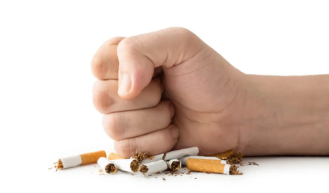 O que acontece no seu corpo quando você para de fumar: Uma jornada de cura e rejuvenescimento